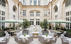 Hotel De Crillon